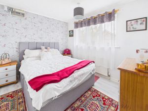 Bedroom- click for photo gallery